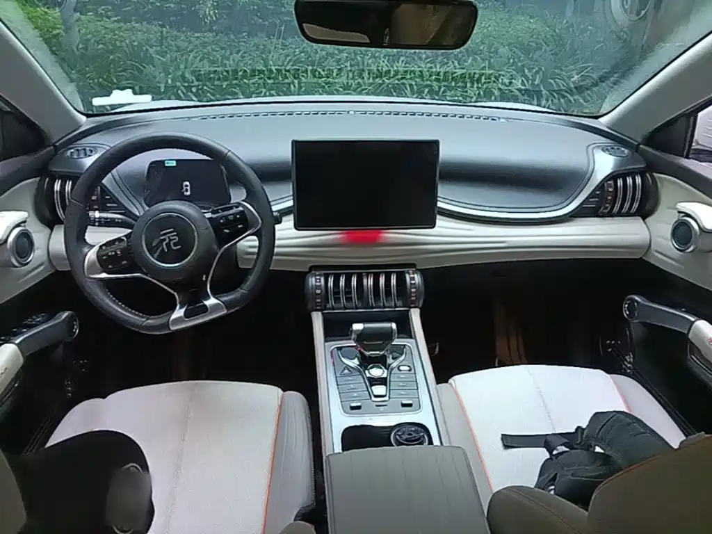 BYD Yuan Plus — миниатюра 10
