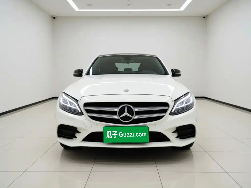 Mercedes-Benz C-Class — миниатюра 2