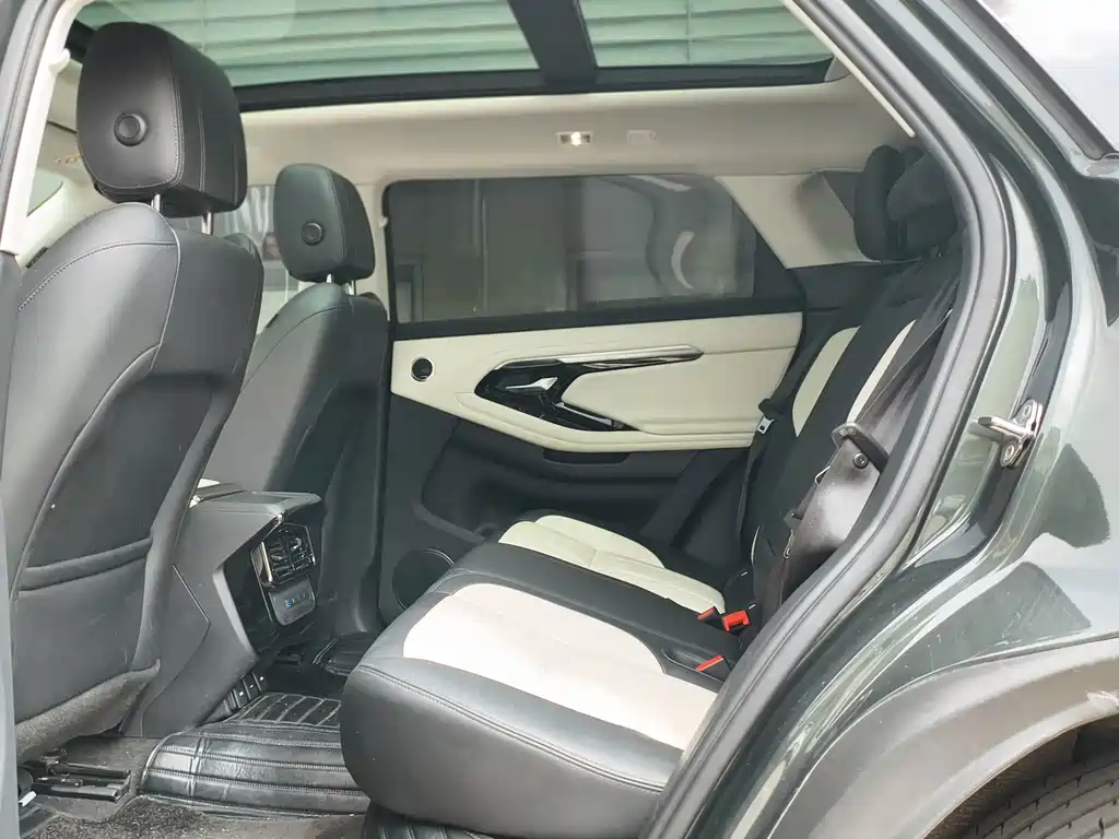 Land Rover Evoque — миниатюра 10