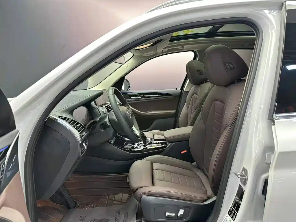BMW X3 — миниатюра 3