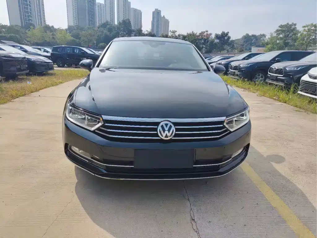Volkswagen Magotan — миниатюра 2