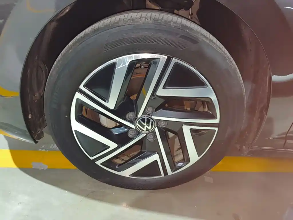 Volkswagen Sagitar — миниатюра 23