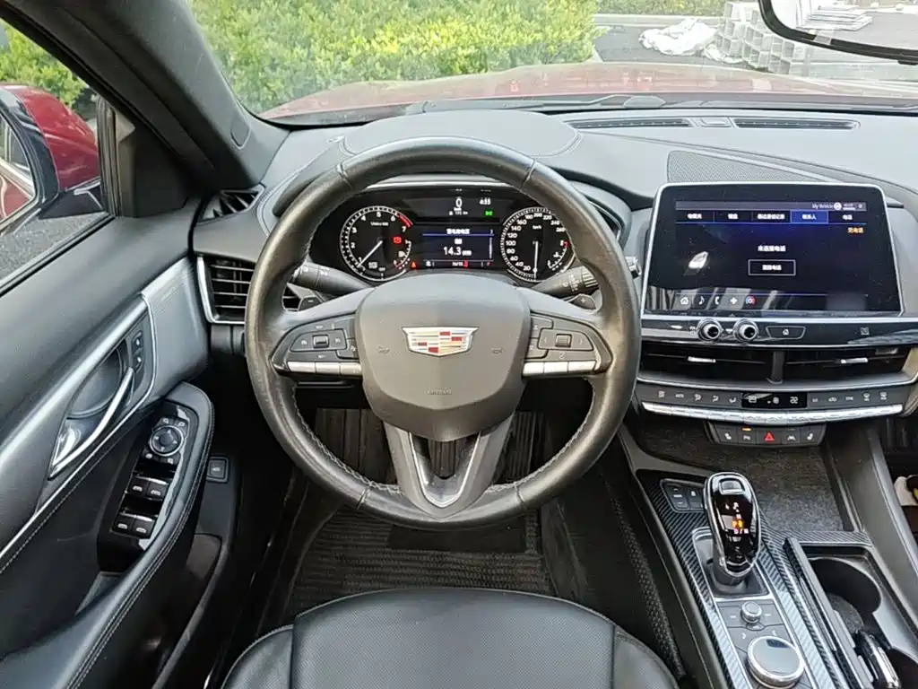 Cadillac CT5 — миниатюра 11