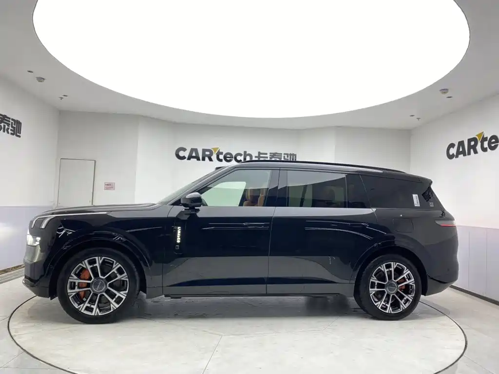 Lynk & Co 900 — миниатюра 8