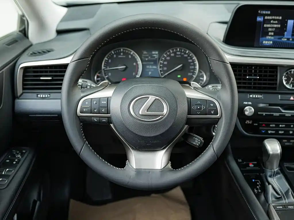 Lexus RX — миниатюра 20