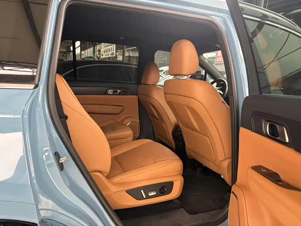Li Auto Li ONE — миниатюра 9