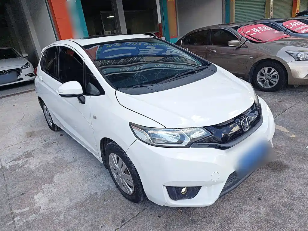 Honda Fit — миниатюра 4
