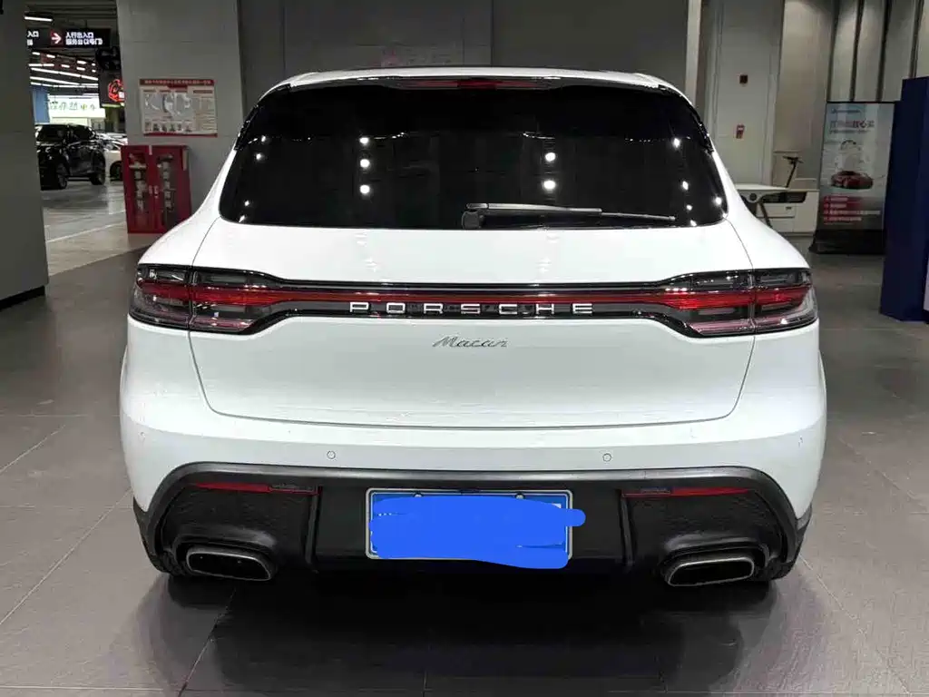 Porsche Macan — миниатюра 6