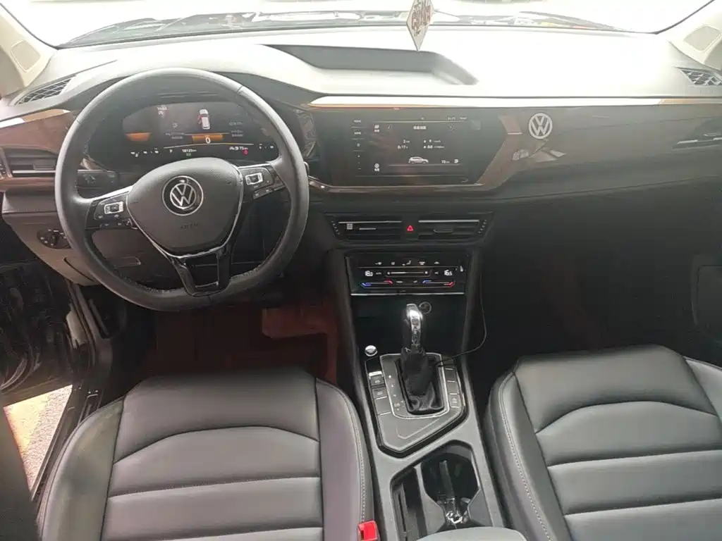 Volkswagen Tharu — миниатюра 10