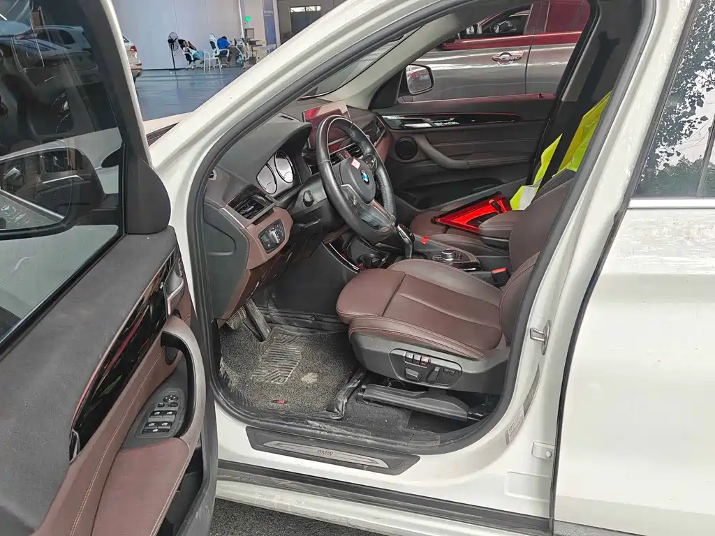 BMW X1 — миниатюра 5