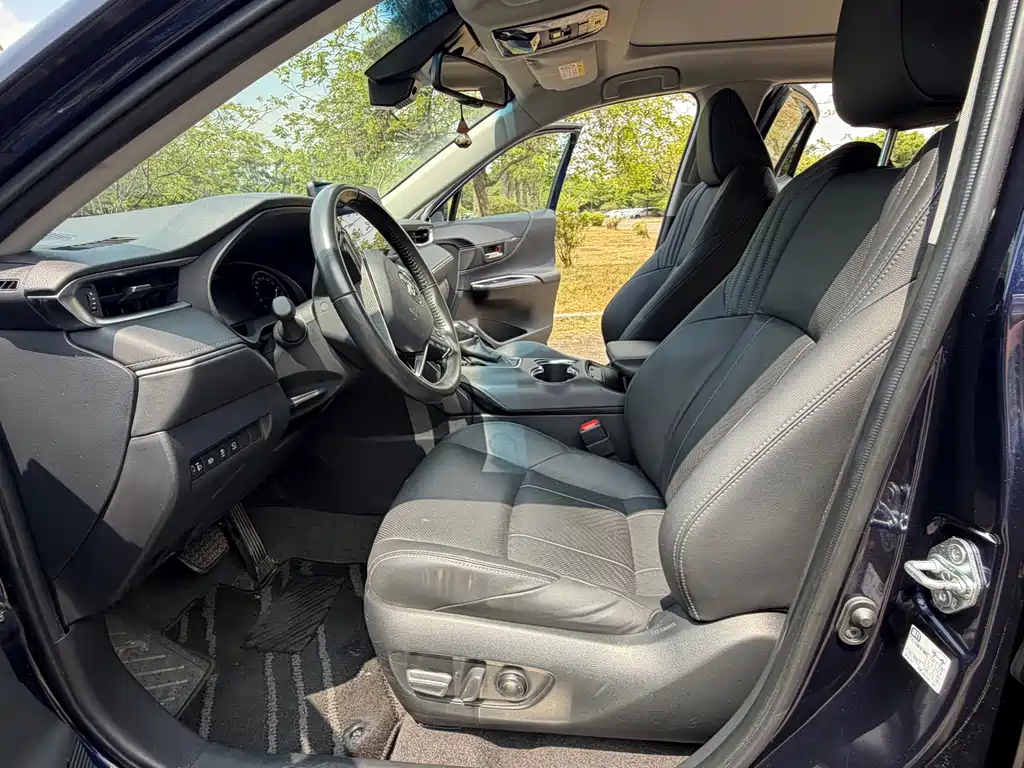 Toyota Harrier — миниатюра 7