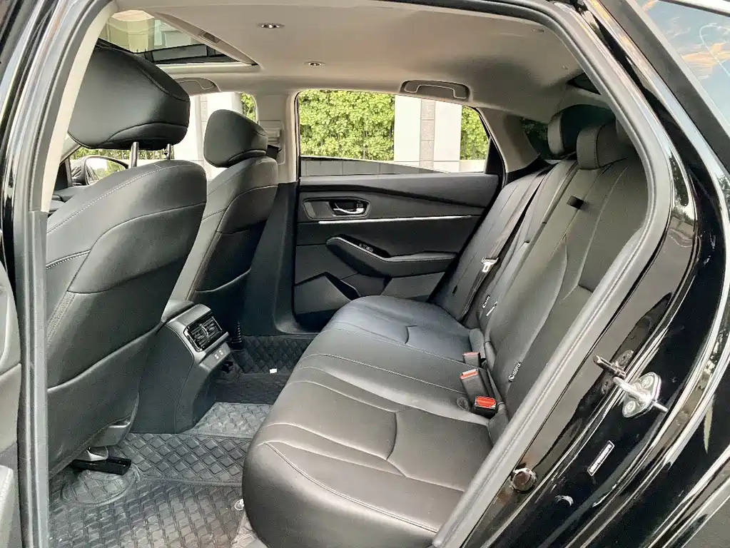 Honda Accord — миниатюра 10