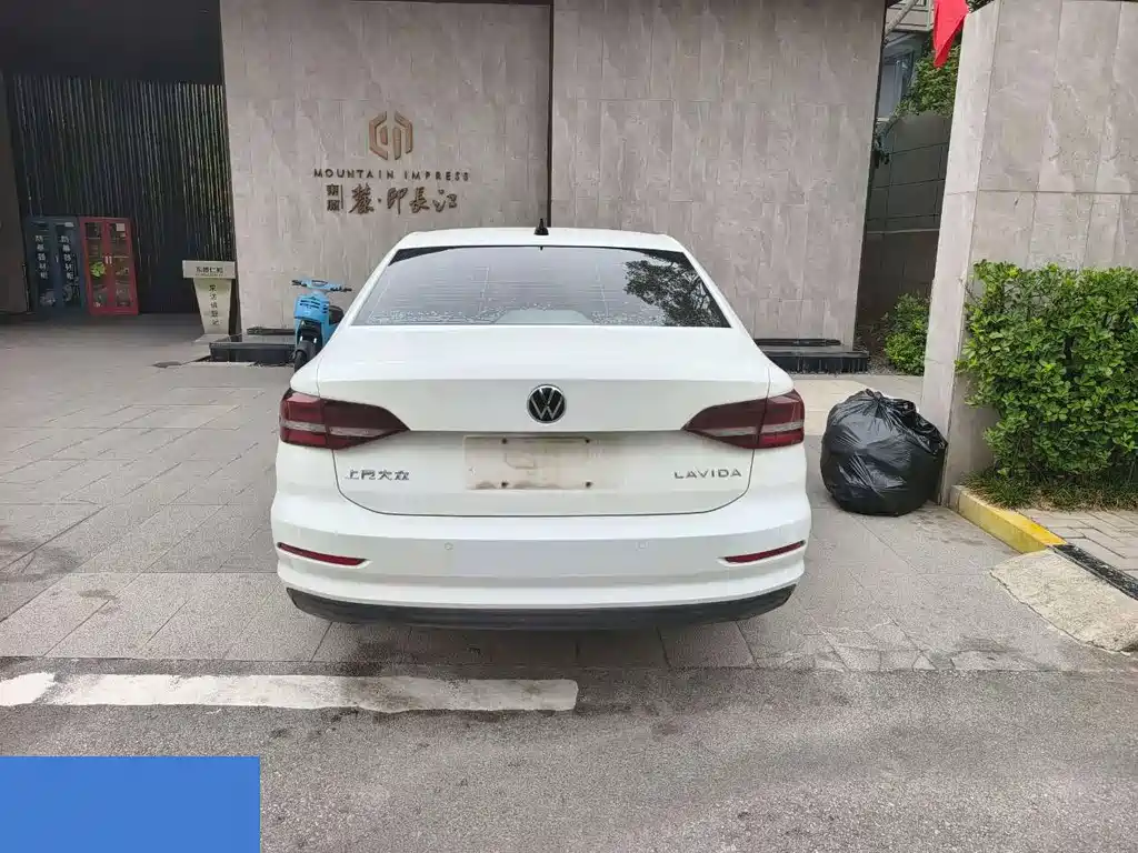 Volkswagen Lavida — миниатюра 8