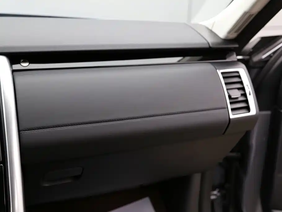 Land Rover Discovery — миниатюра 26