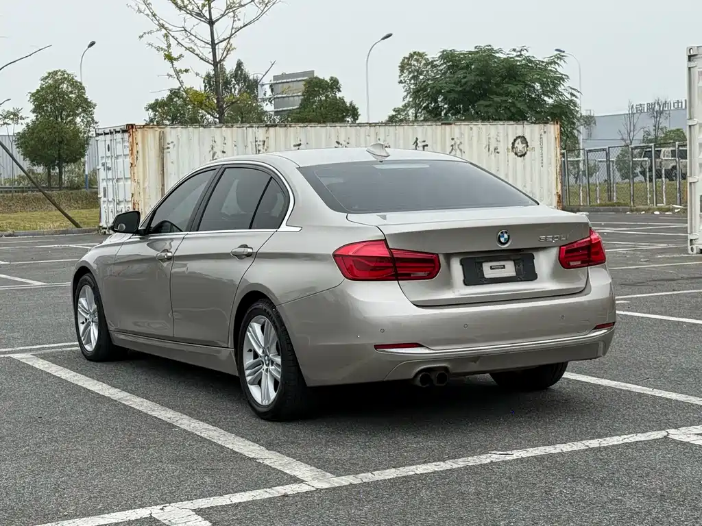 BMW 3 Series — миниатюра 6