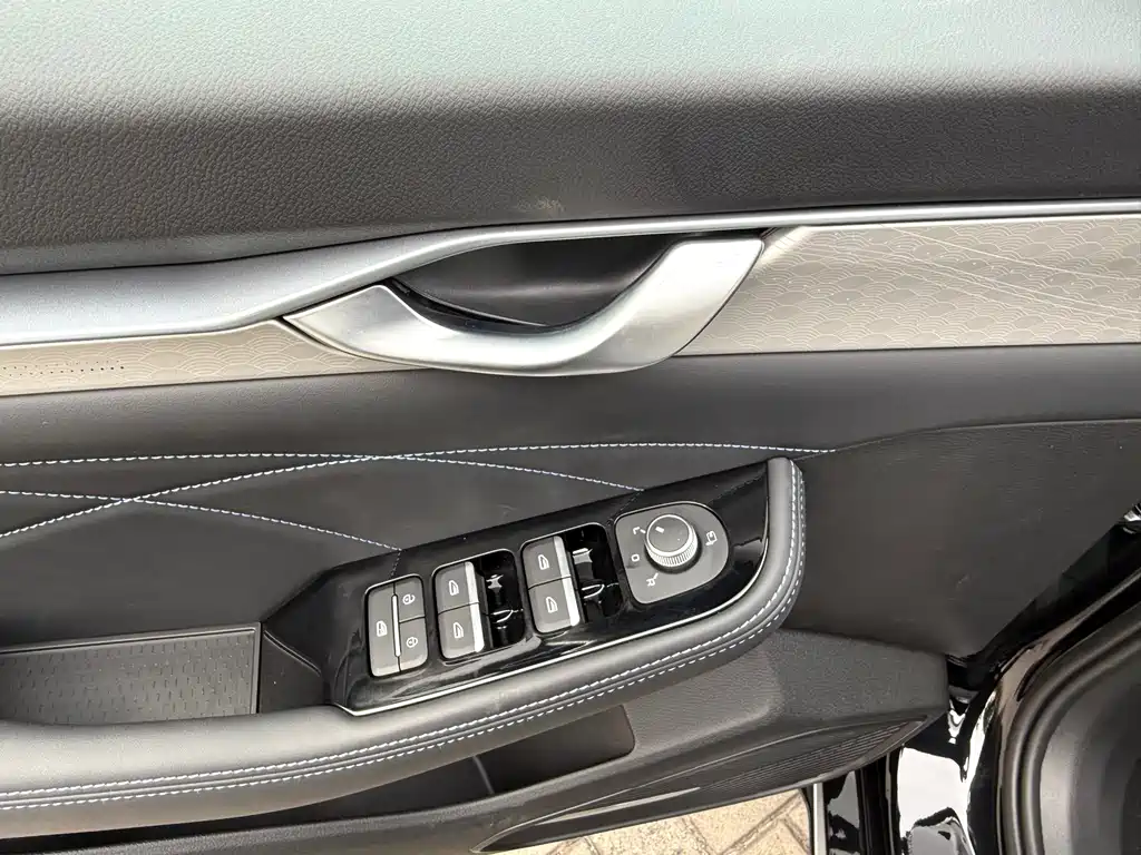 GEELY AUTOMOBILE XINGRUI