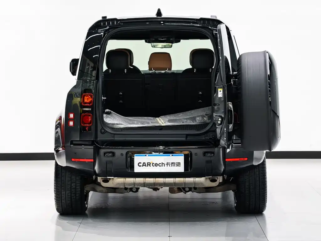 Land Rover Defender — миниатюра 13