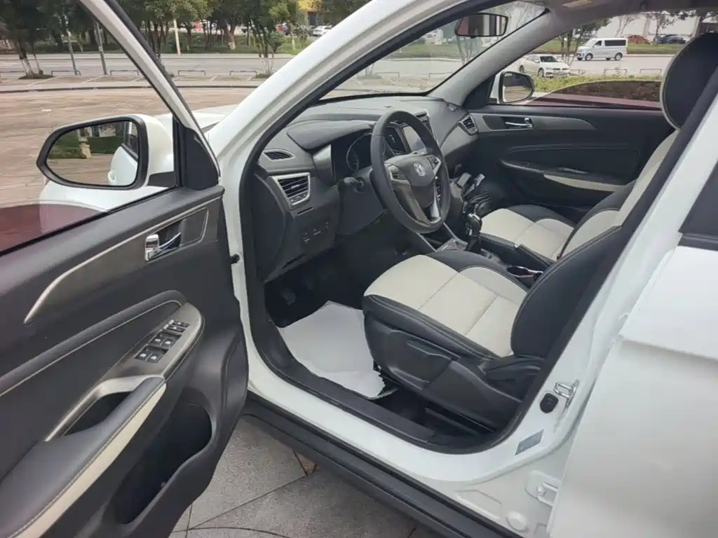 Changan CS35 — миниатюра 16