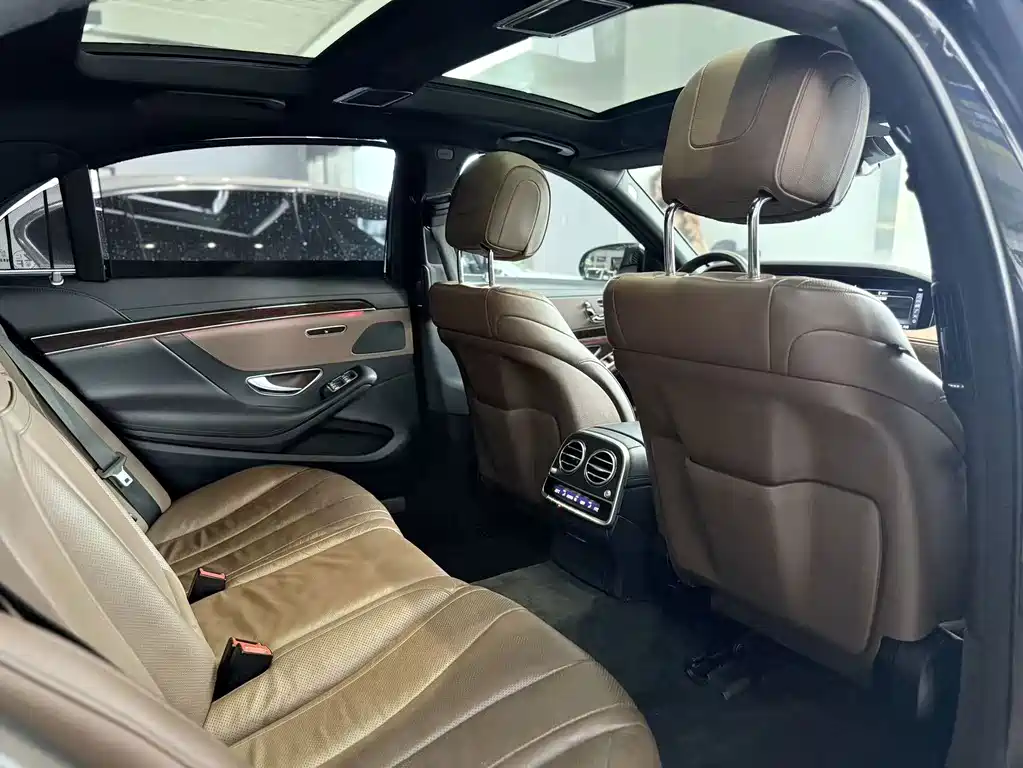 Mercedes-Benz S-Class — миниатюра 15
