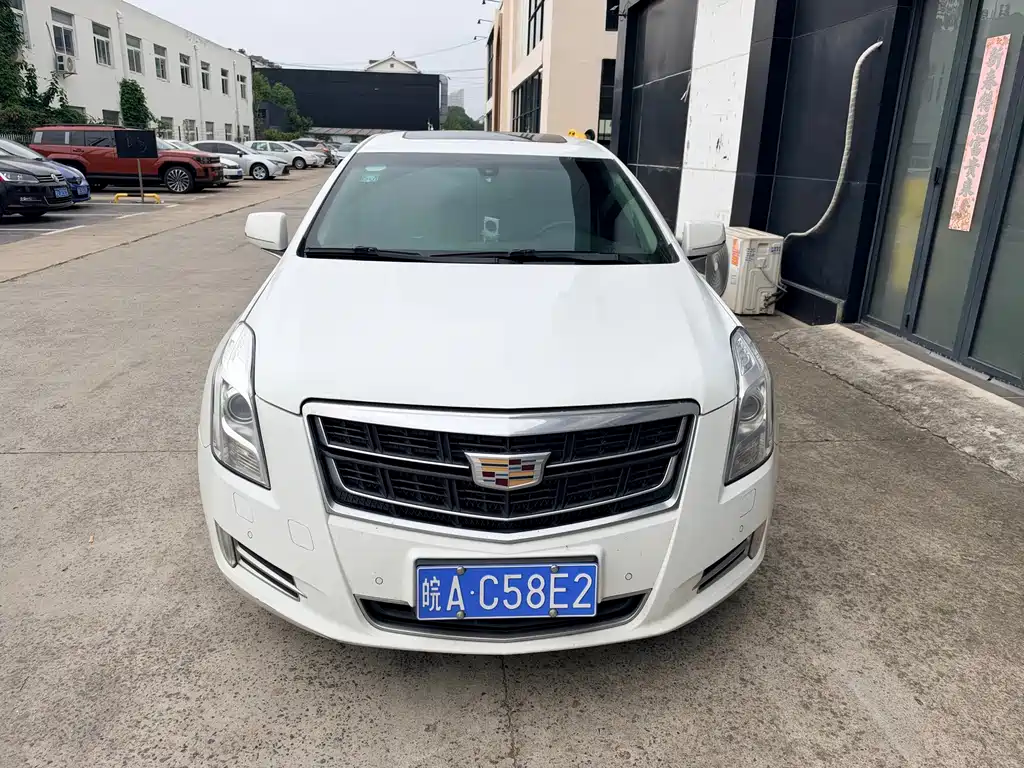 Cadillac XTS — миниатюра 2