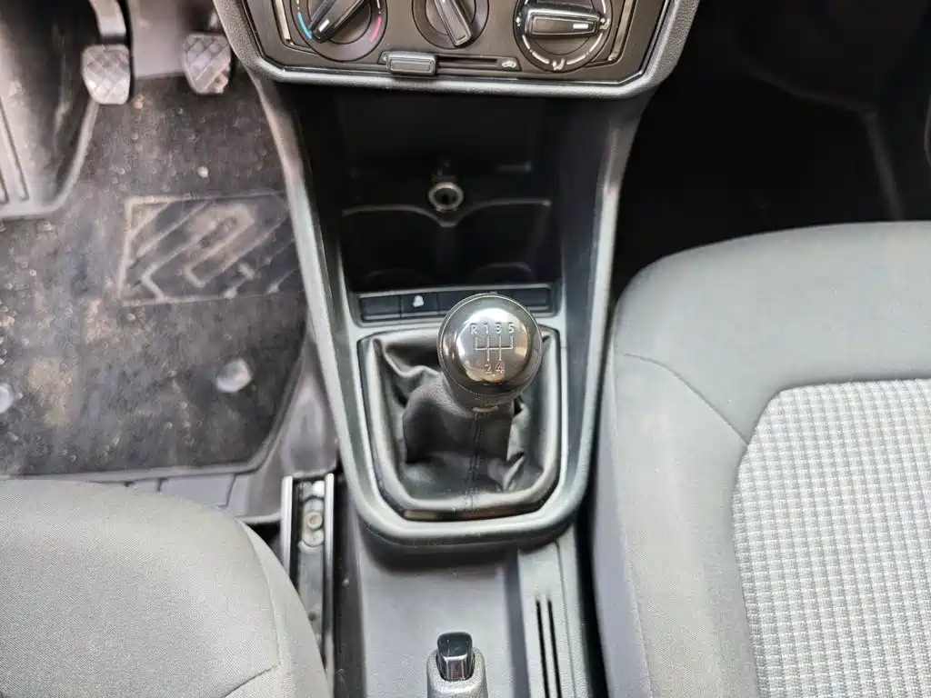 Volkswagen Santana — миниатюра 14