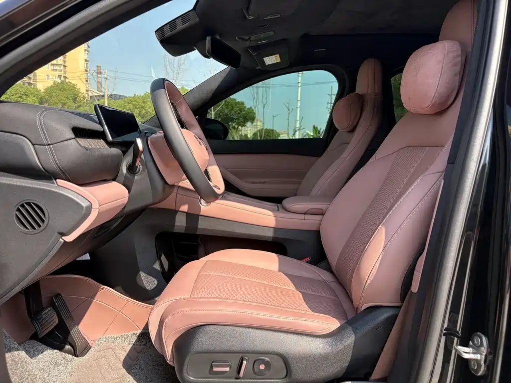 NIO EC6 — миниатюра 8