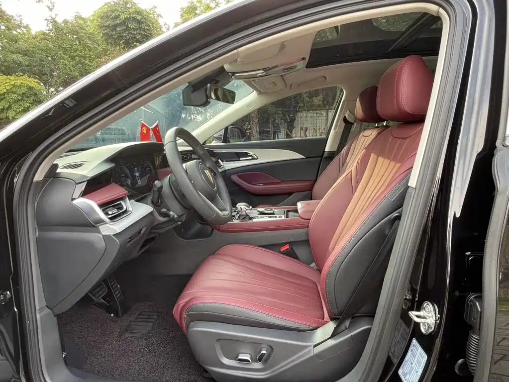 Hongqi Hongqi H5 — миниатюра 4