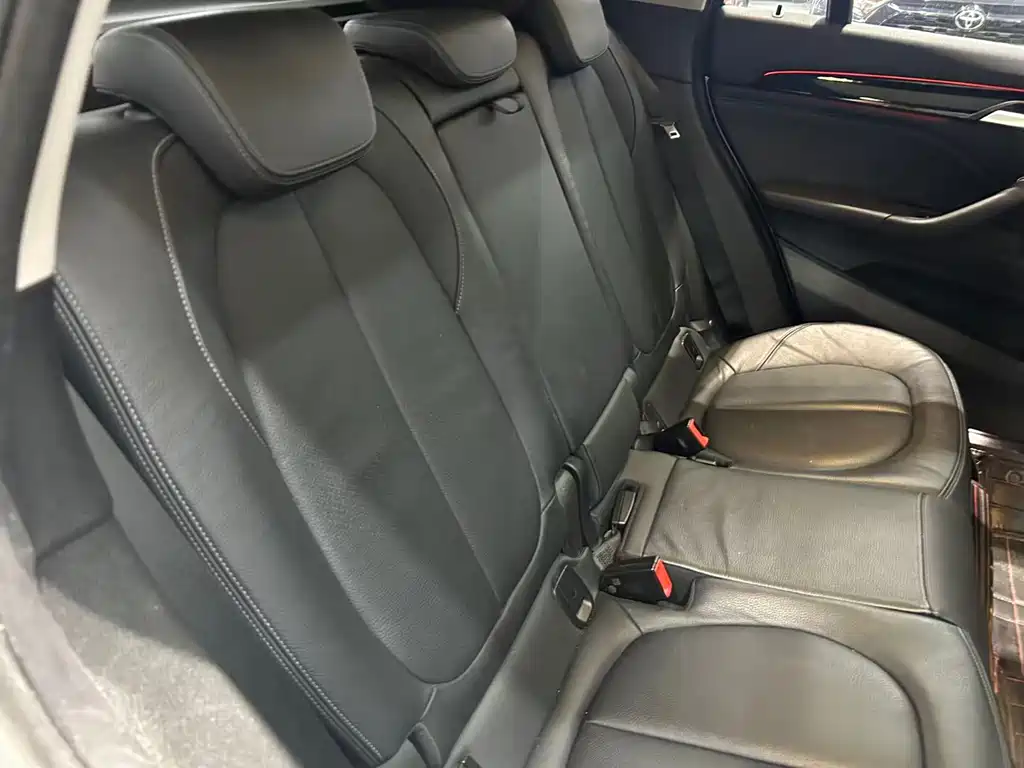 BMW X1 — миниатюра 13