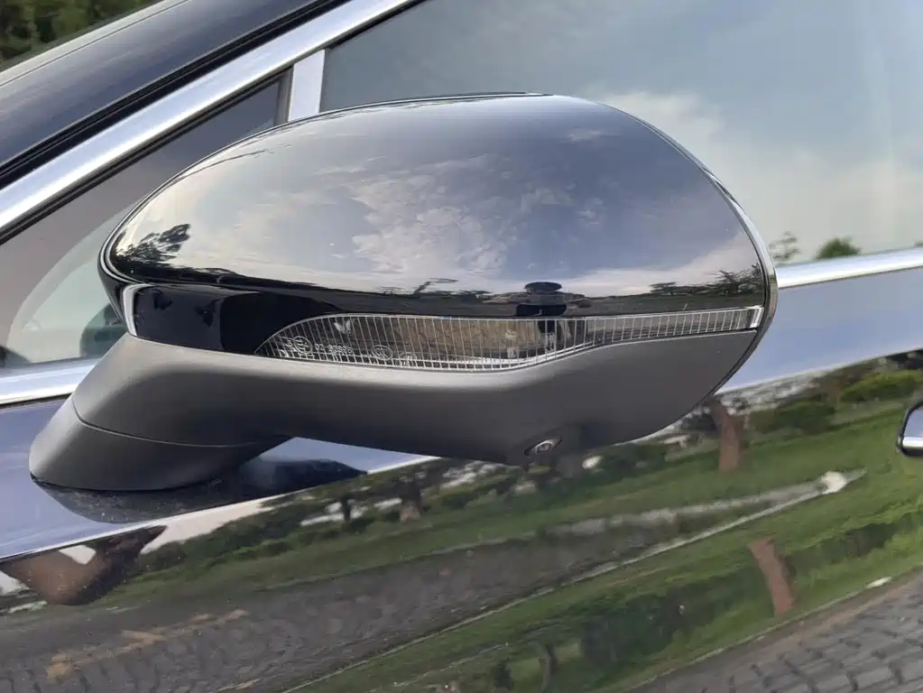 Hongqi Hongqi H5 — миниатюра 21