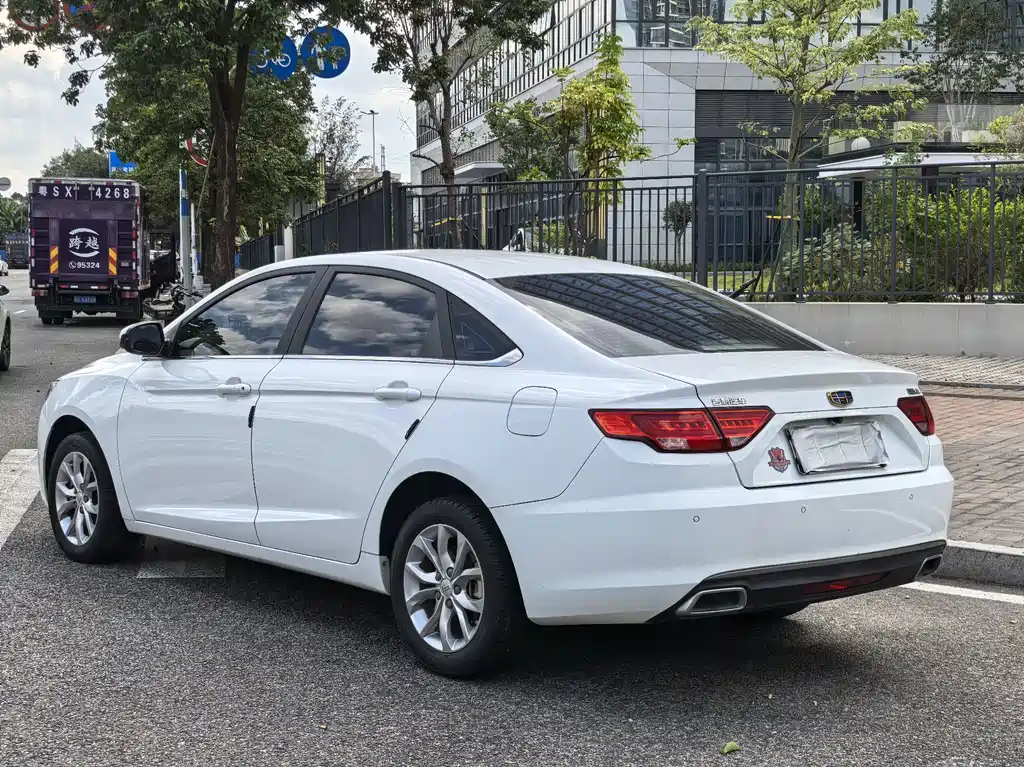 Geely Emgrand GL — миниатюра 6