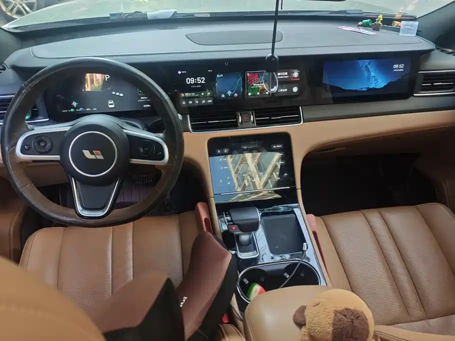 Li Auto Li ONE — миниатюра 12