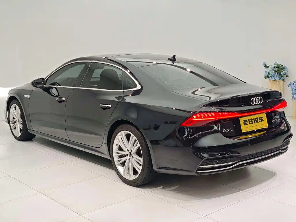 Audi A7L — миниатюра 4