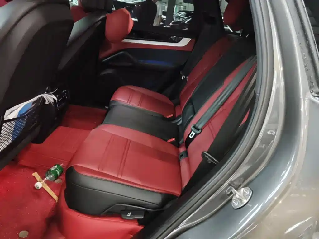 Porsche Cayenne — миниатюра 17