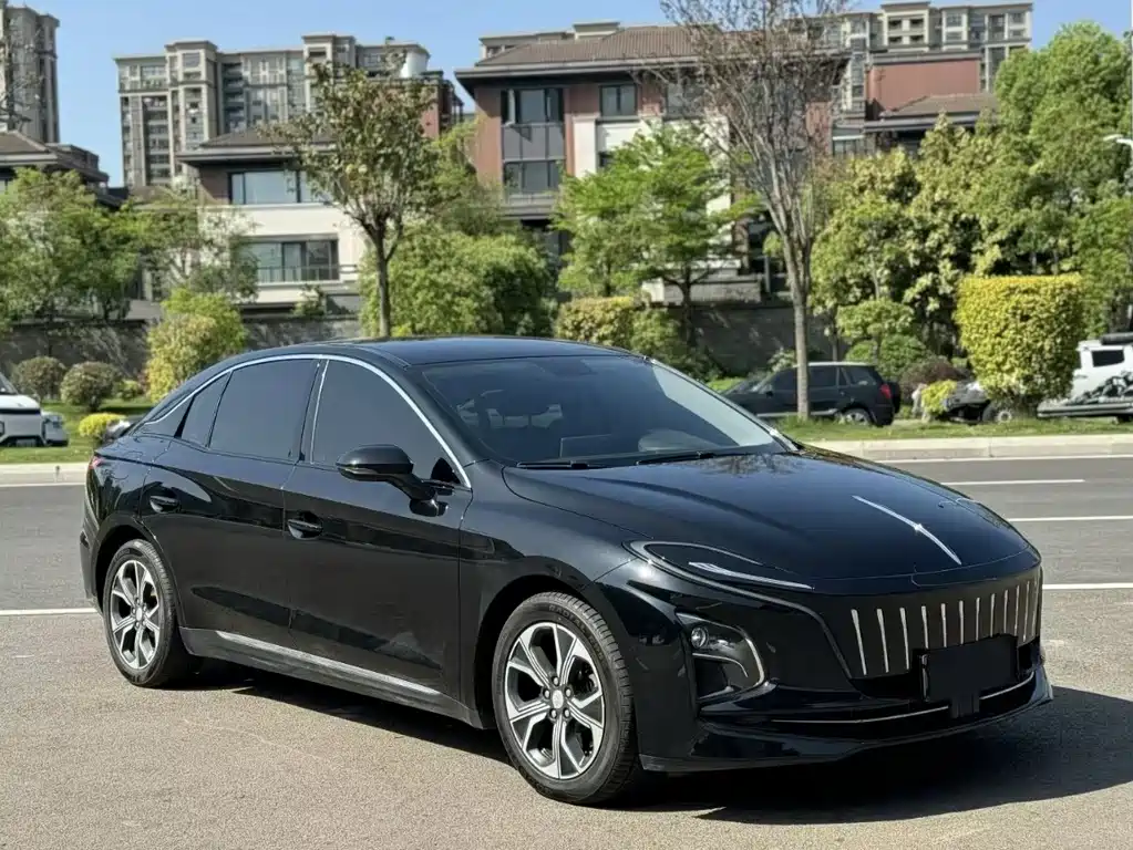 Hongqi Hongqi E-QM5 — миниатюра 3