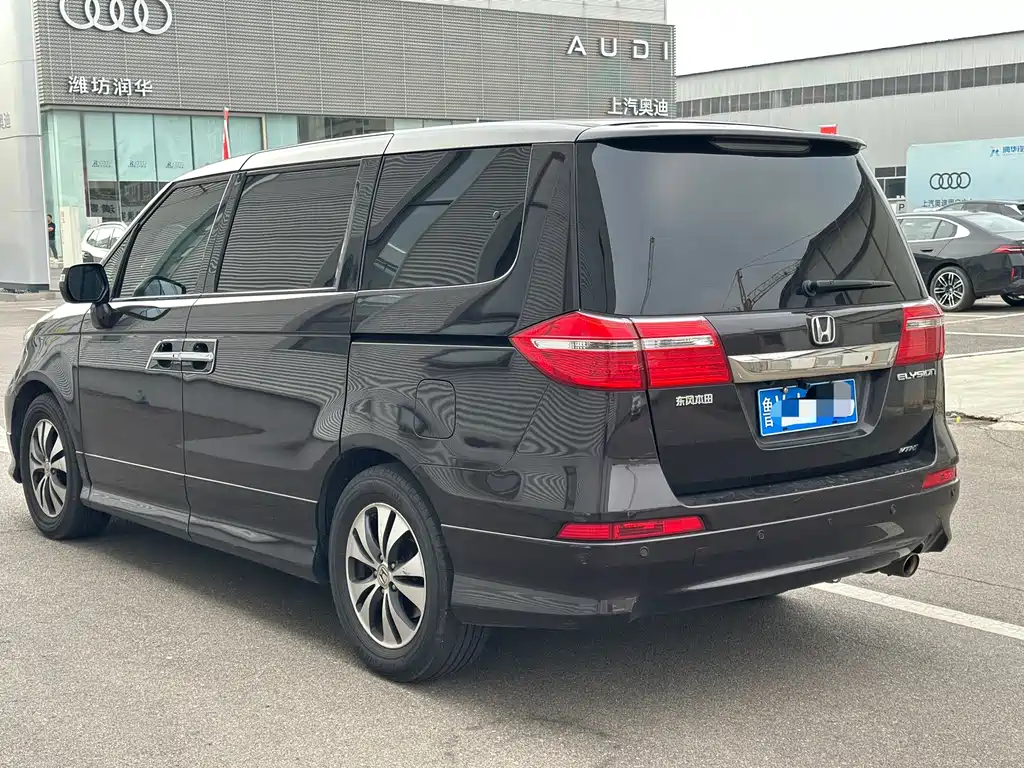 Honda Elysion — миниатюра 14