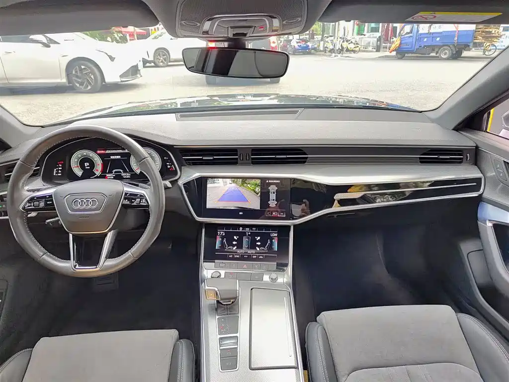 Audi A6L 2021 40 TFSI Luxury
