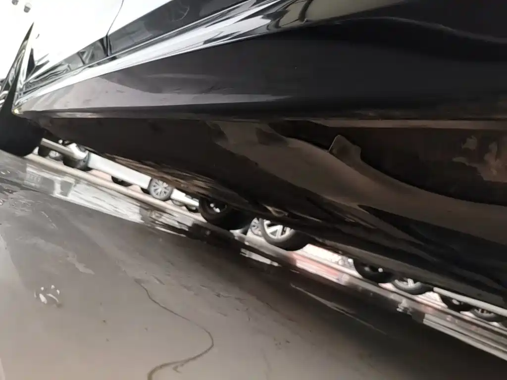 BMW 5 Series — миниатюра 22