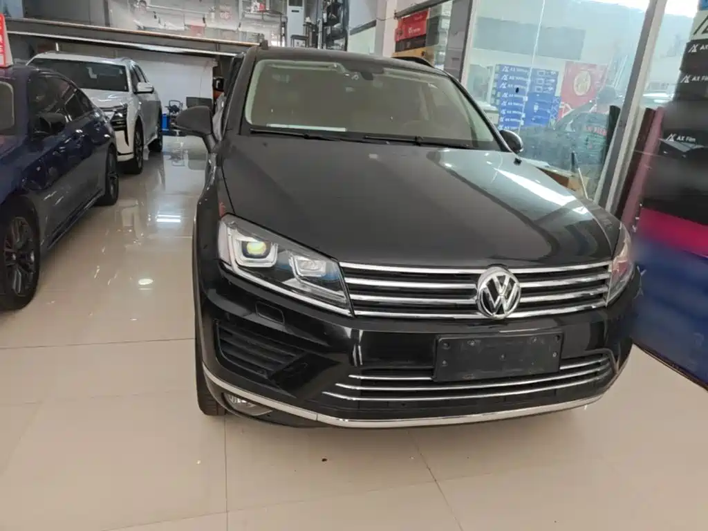 Volkswagen Touareg — миниатюра 3