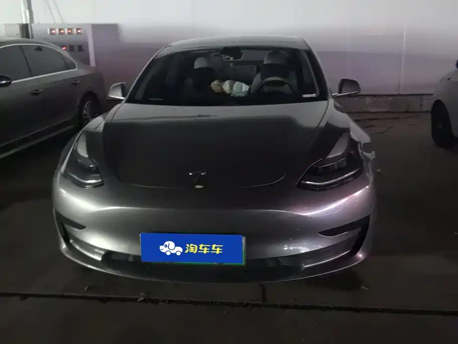 Tesla Model 3 — миниатюра 2