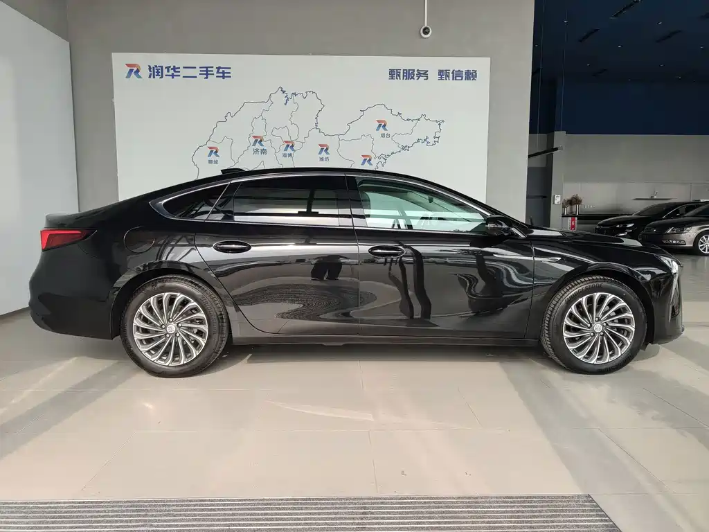 Buick LaCrosse — миниатюра 3