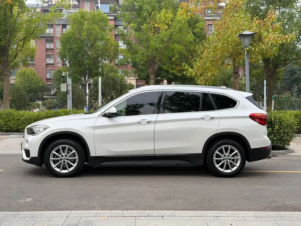 BMW X1 — миниатюра 4