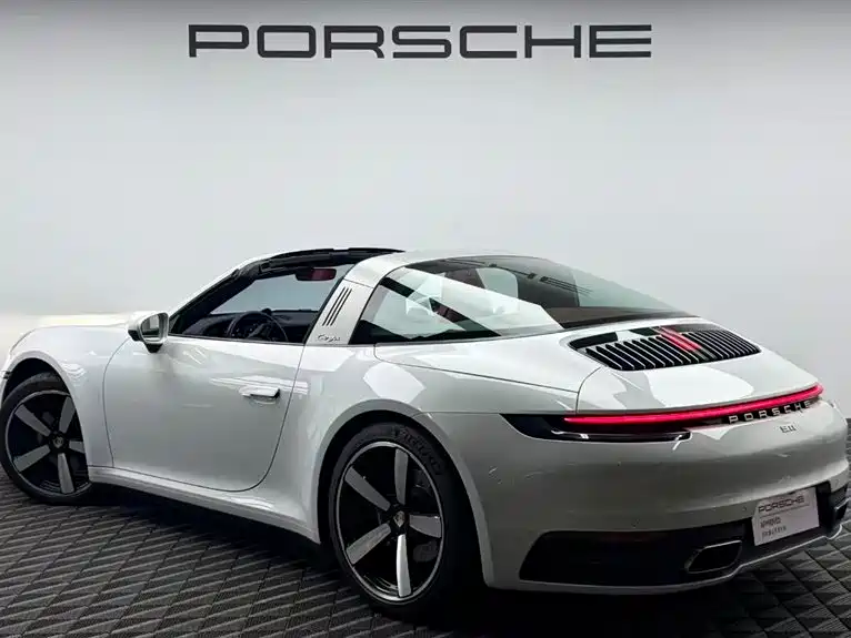 Porsche 911 — миниатюра 5