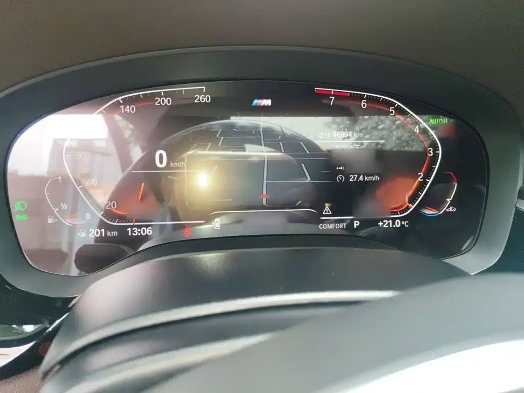 BMW 5 Series — миниатюра 4