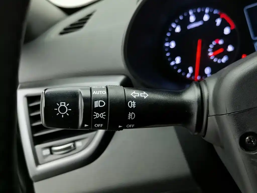 Hyundai Veloster — миниатюра 21