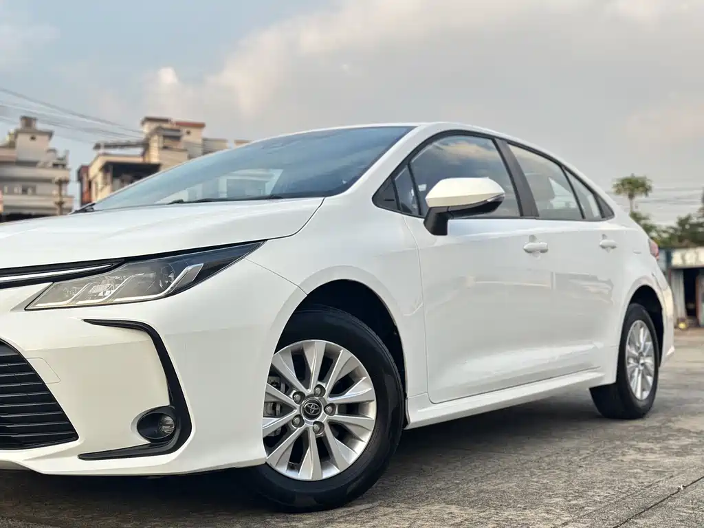 Toyota Corolla — миниатюра 5