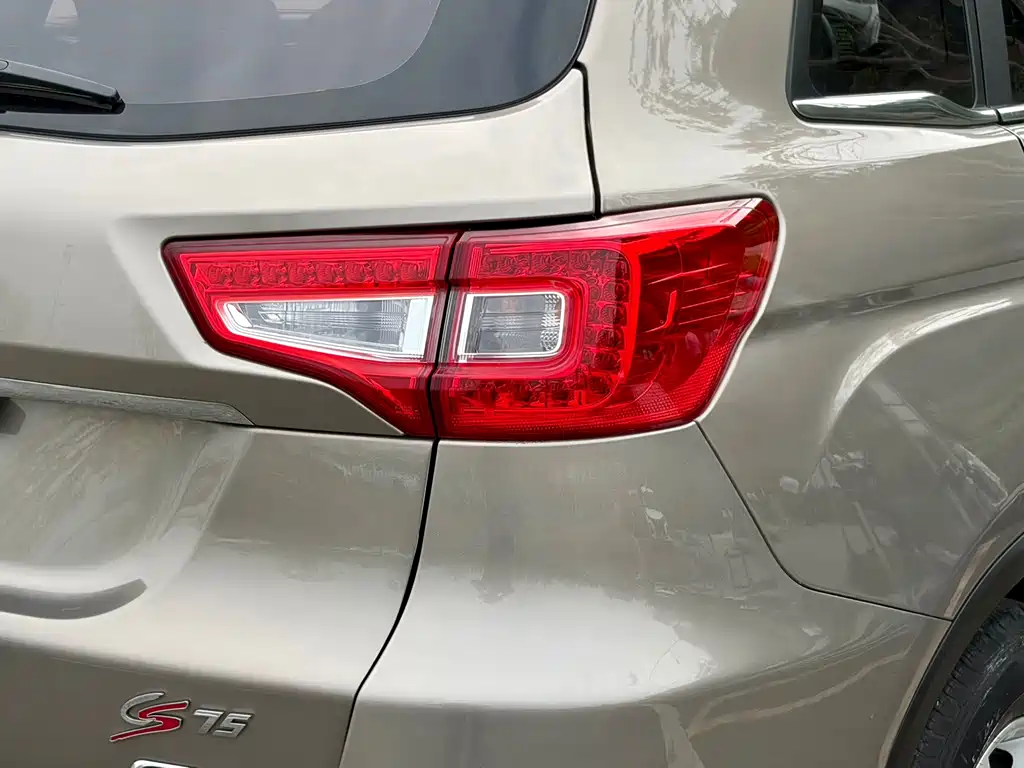 Changan CS75 — миниатюра 25
