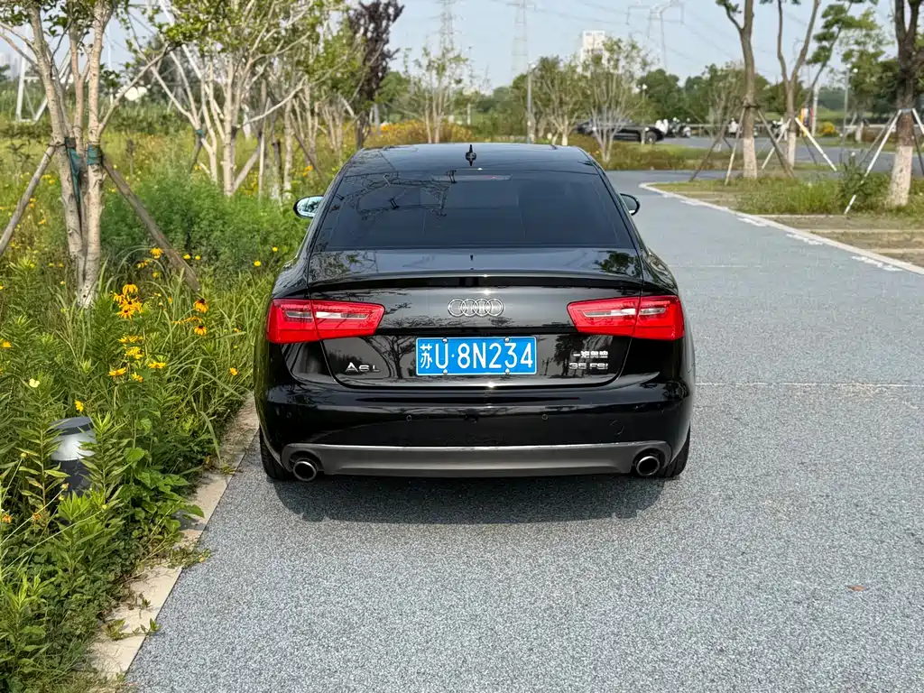 Audi A6L 2014 35 FSI Luxury