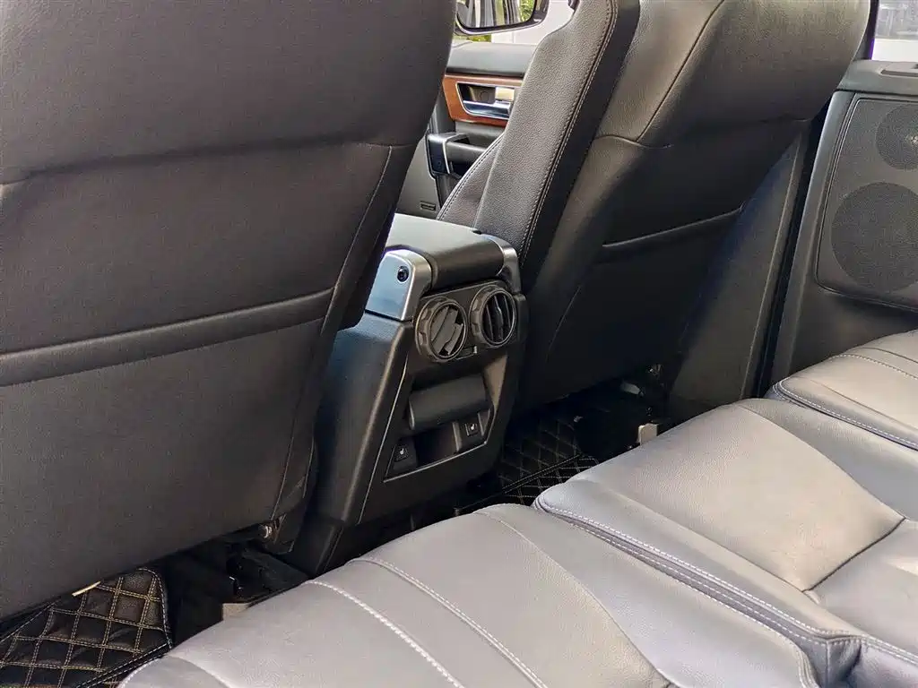 Land Rover Discovery 2016 3.0 SC HSE
