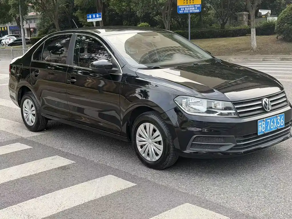 Volkswagen Santana — миниатюра 11