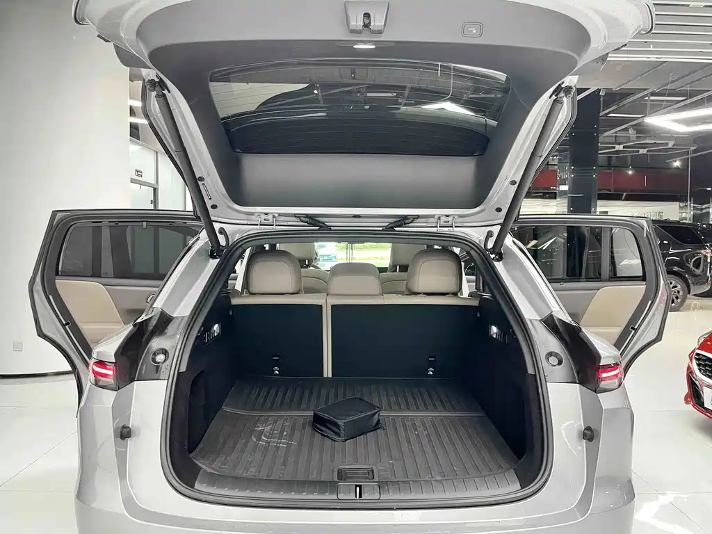 Li Auto Li i6 — миниатюра 18